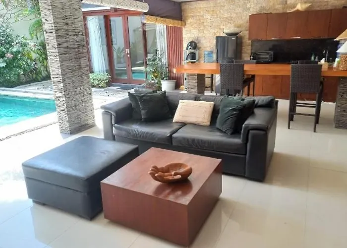 Charming In Shared Poolside In Bingin * بيتْشاتو